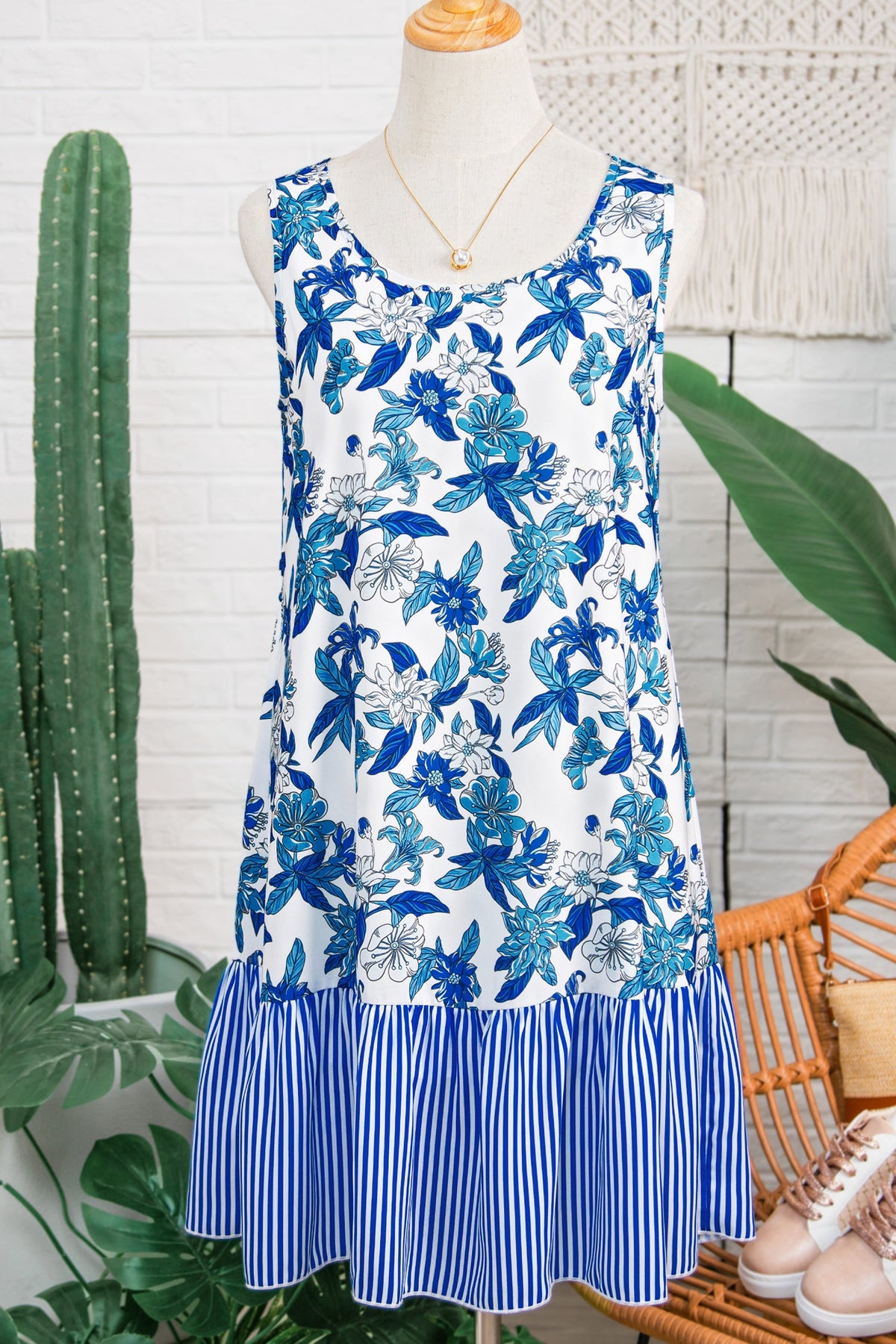 Floral Stripe Patchwork Sleeveless Ruffle Hem Dress