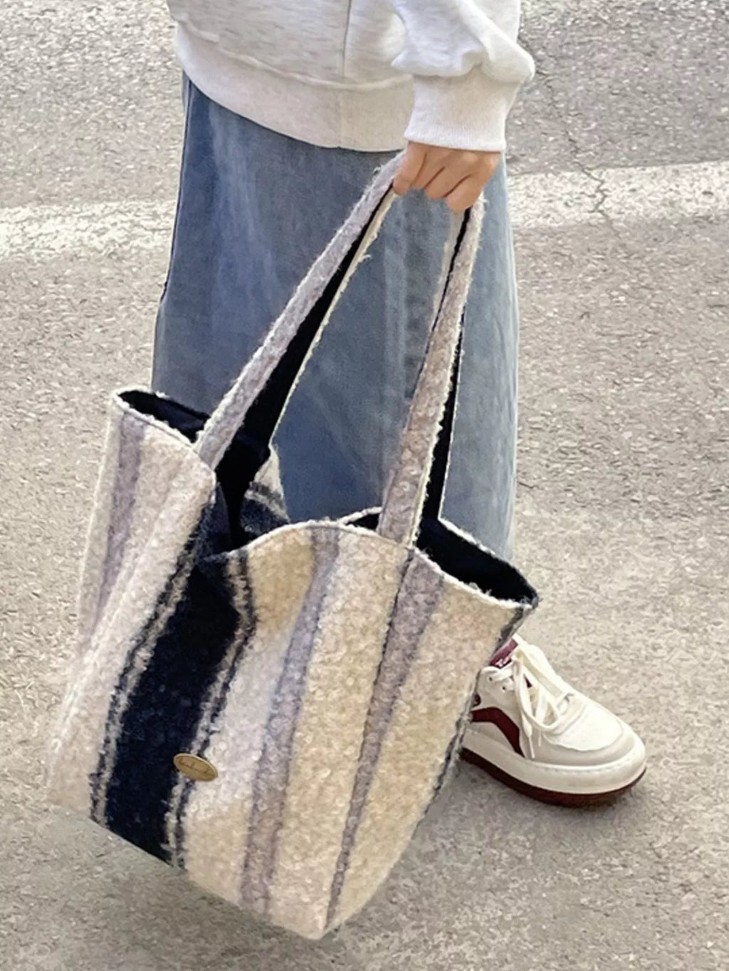 Lightweight Tote Bag