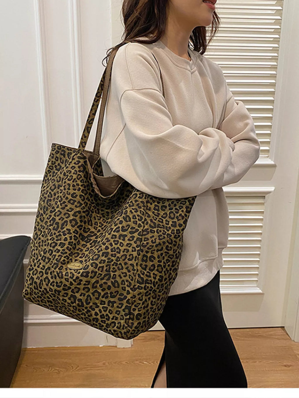 Leopard Print Casual Tote Bag