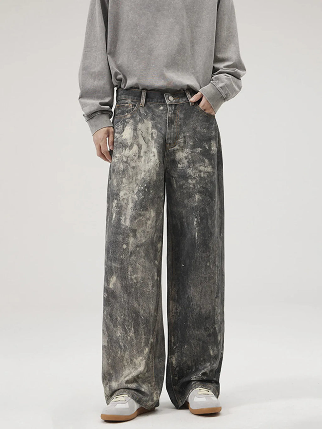 Men's Washed Wide-Leg Jeans