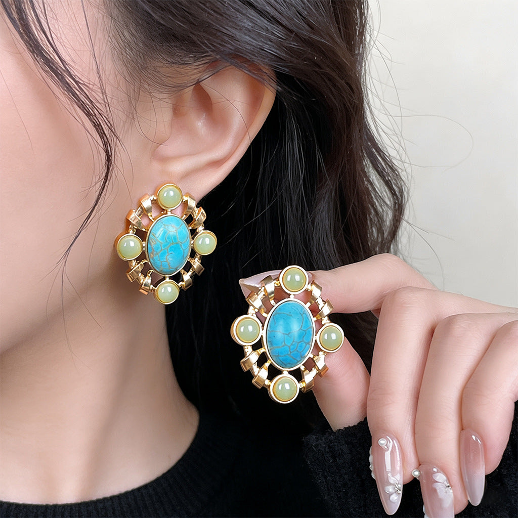 Vintage High-end Earrings Bold And Personalized Ear Cuffs