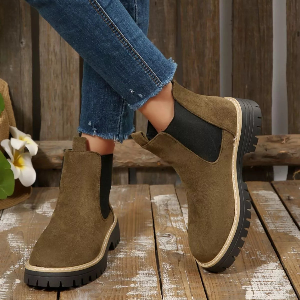 Round Toe Block Heels Boots