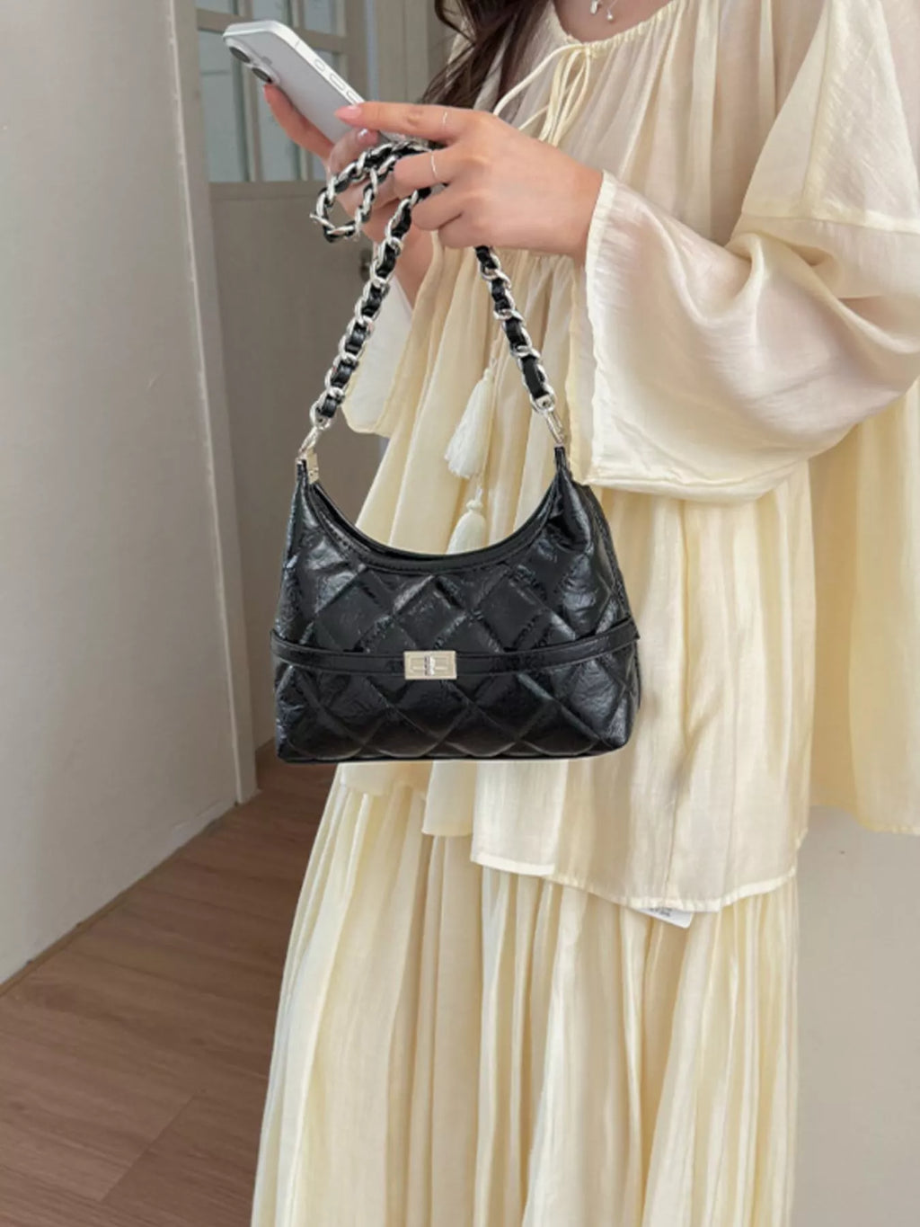 Quilted Chain Crossbody Bag