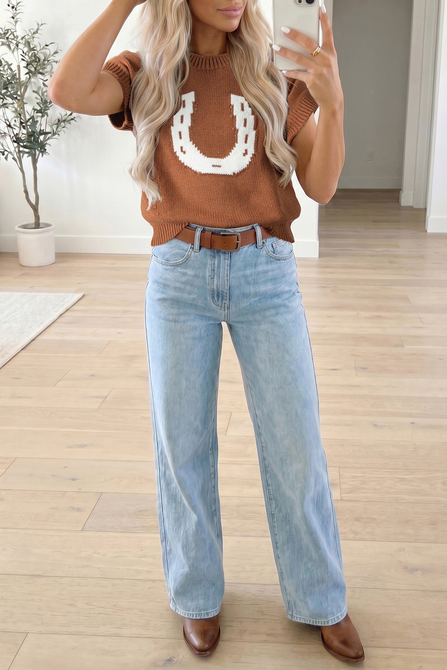 Chestnut Western Horseshoe Pattern Short Sleeve Knit Sweater