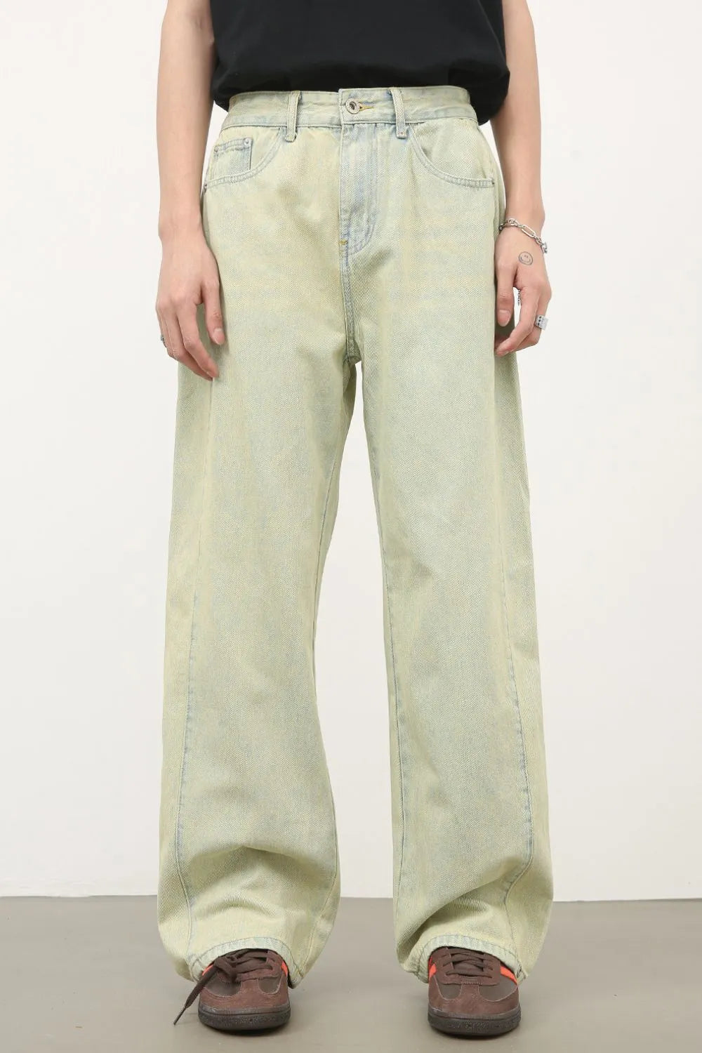 Men's Mid Rise Jeans with Pockets