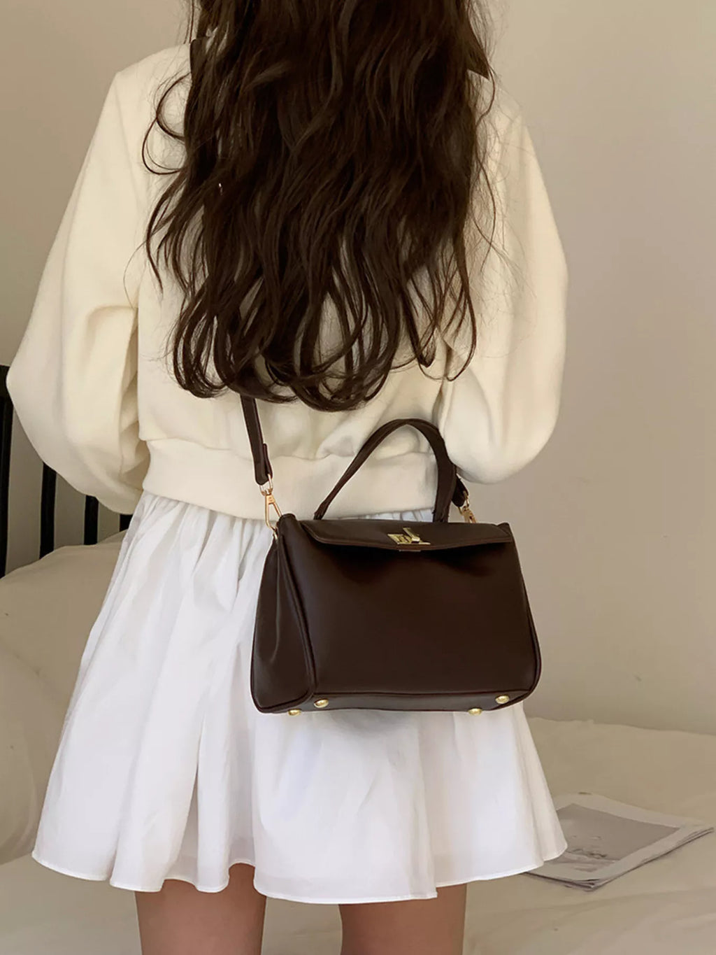 Golden Clasp Leather Crossbody Bag