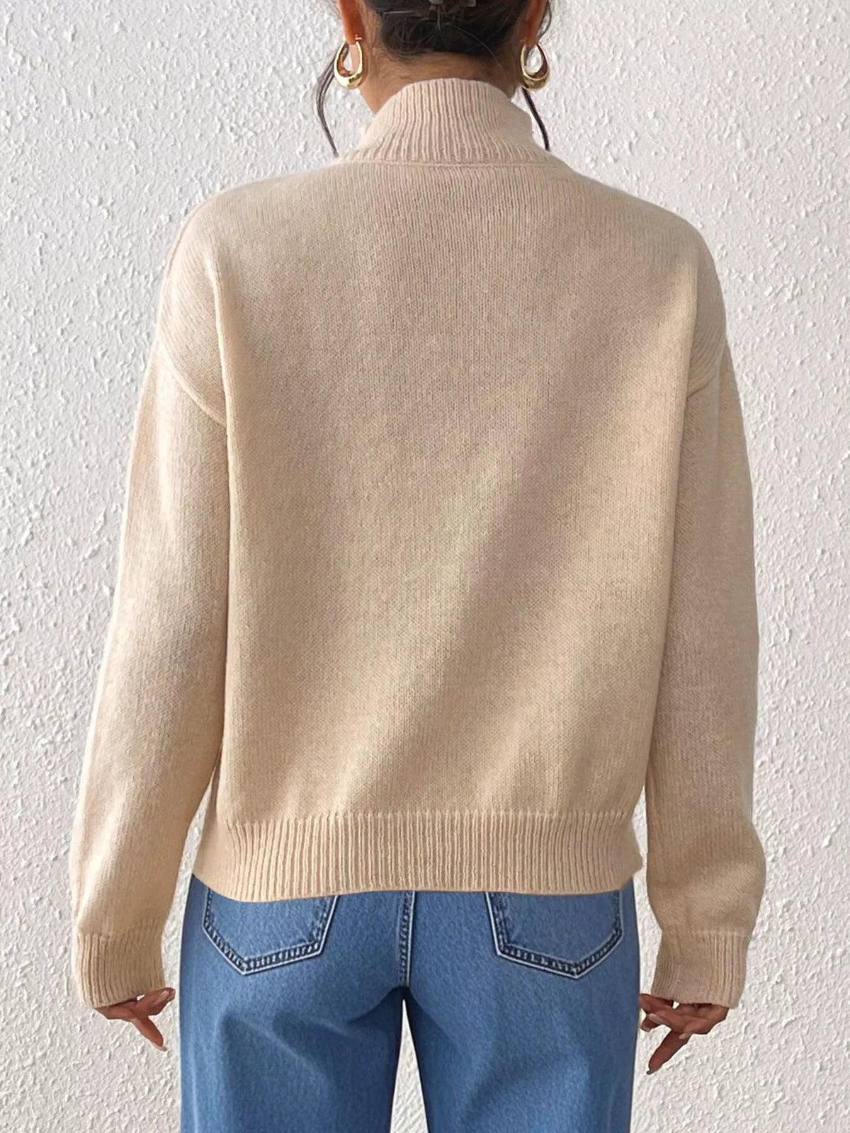 Center Seam Detail Turtleneck Sweater