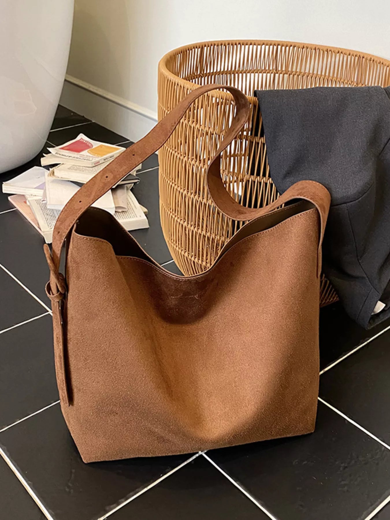 Buckle Adjustable Strap Tote Bag