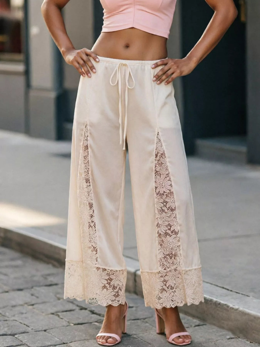 Lace Trim Wide-Leg Cropped Pants