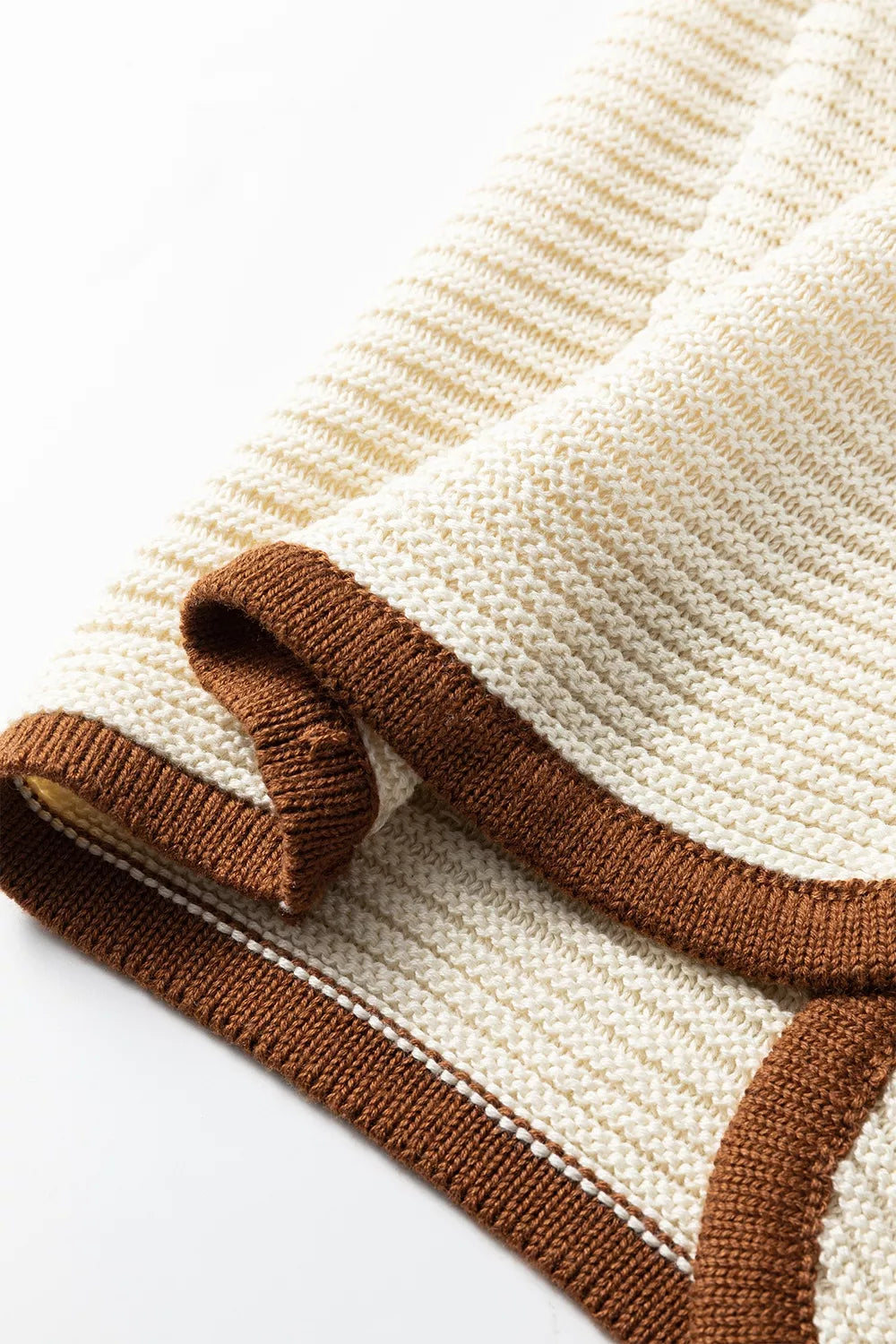 Contrast Trim Tie-Front Sweater Vest