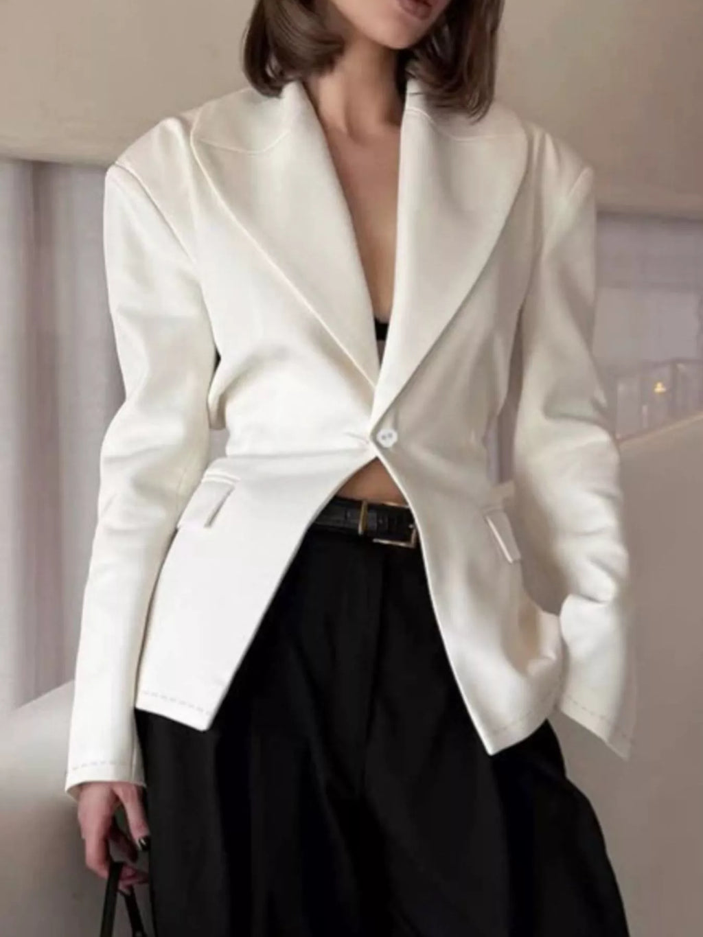 One Button Padded Shoulders Blazer
