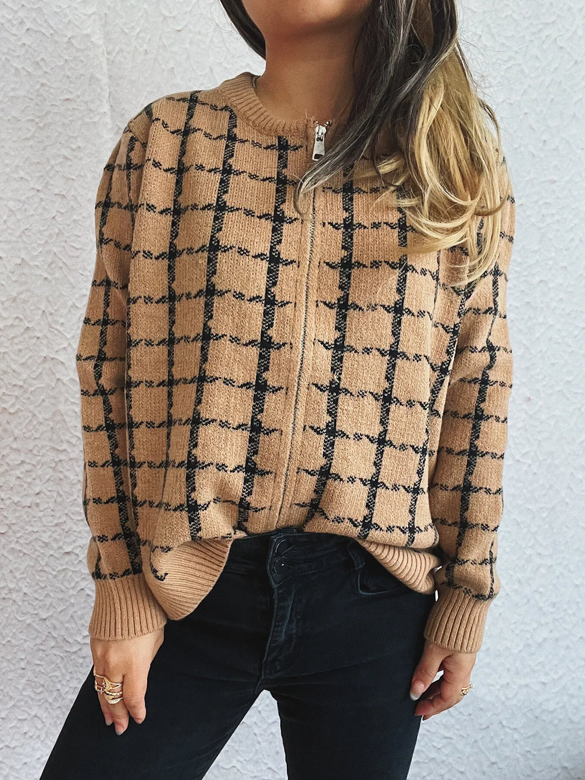 Plaid Zip-Up Cardigan with Gentle Stretch