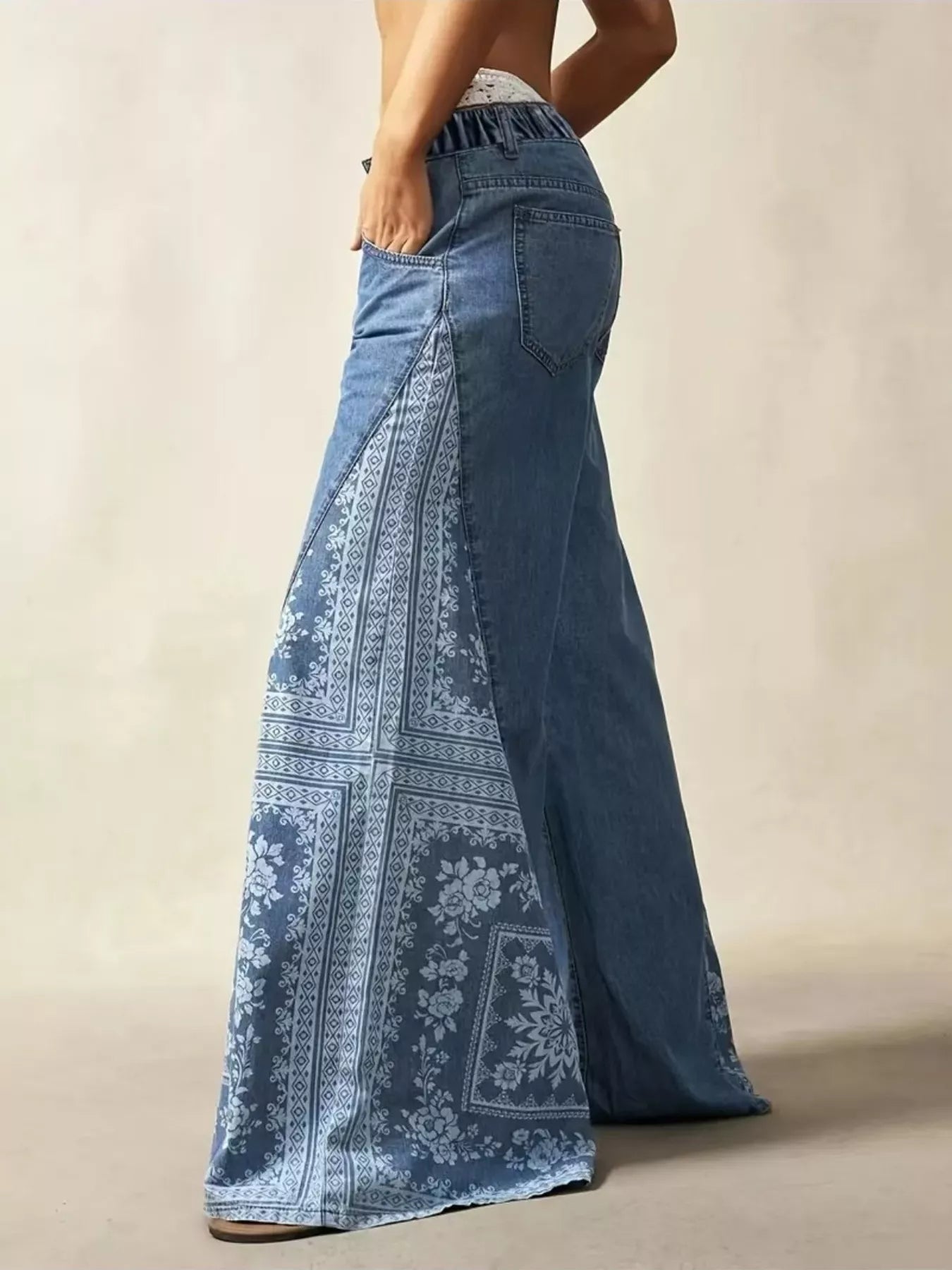 Floral Print Wide-Leg Flare Jeans