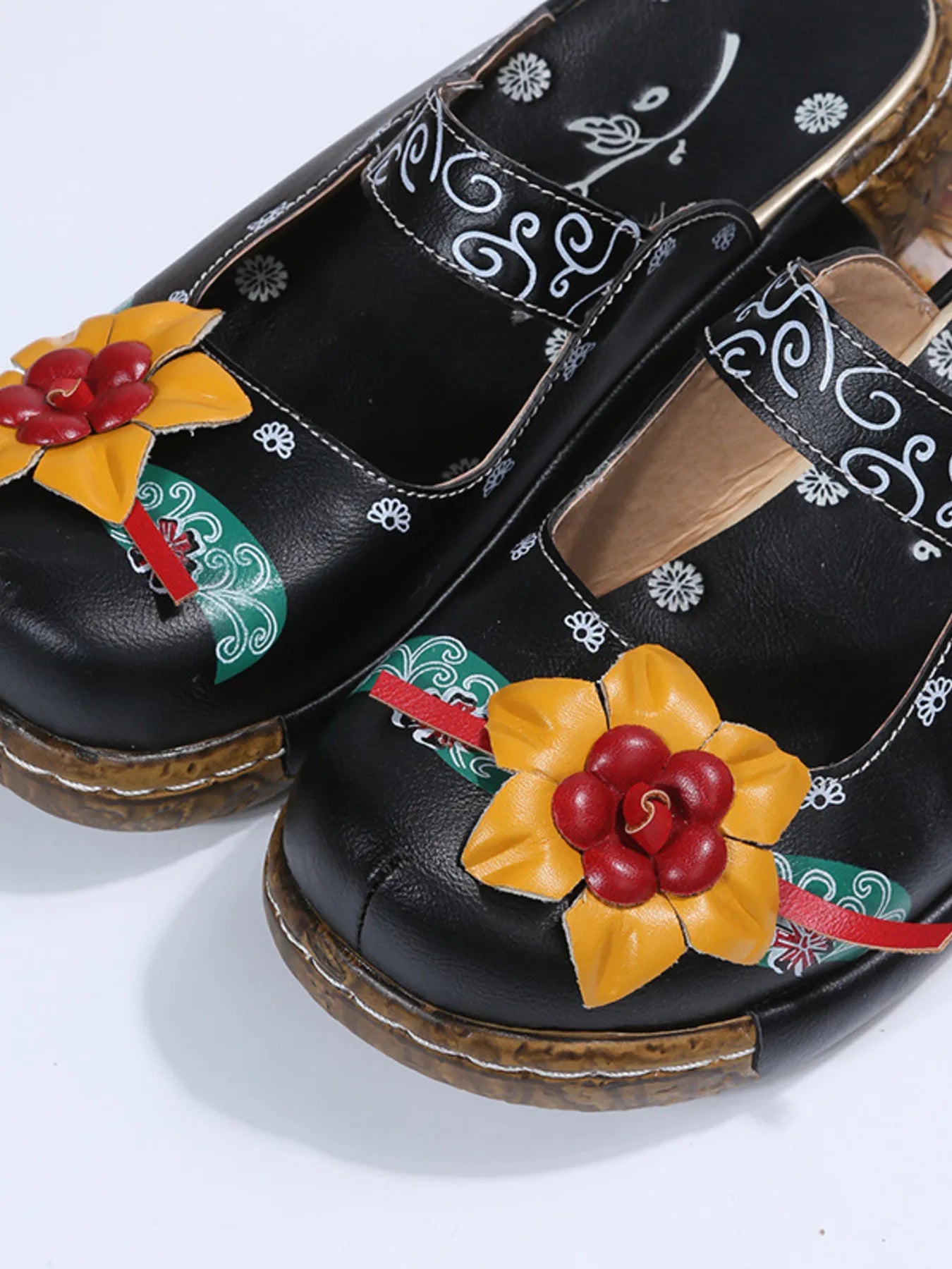 Flower Round Toe Sandals