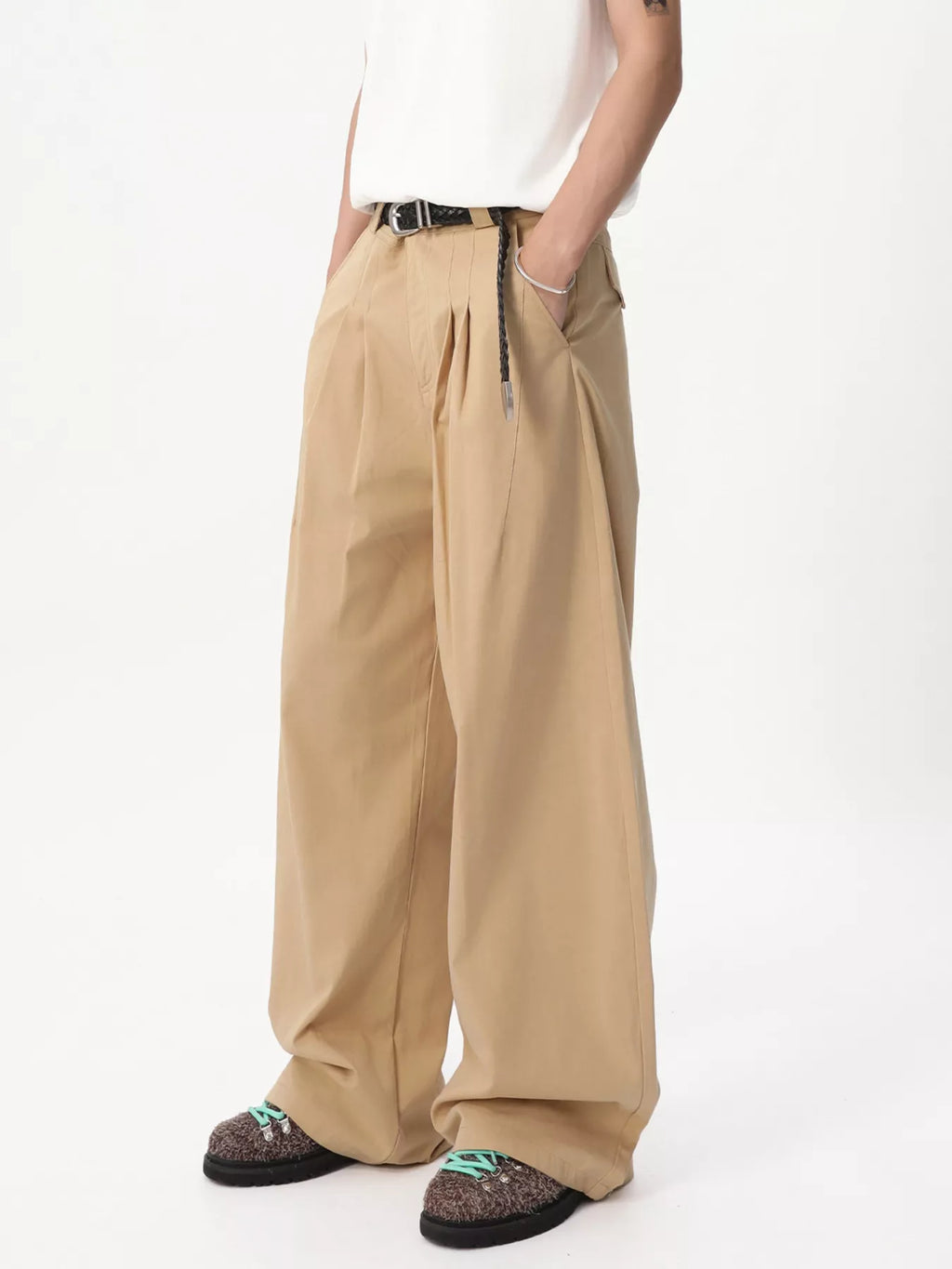 Men's Wide Leg Pleated Pants