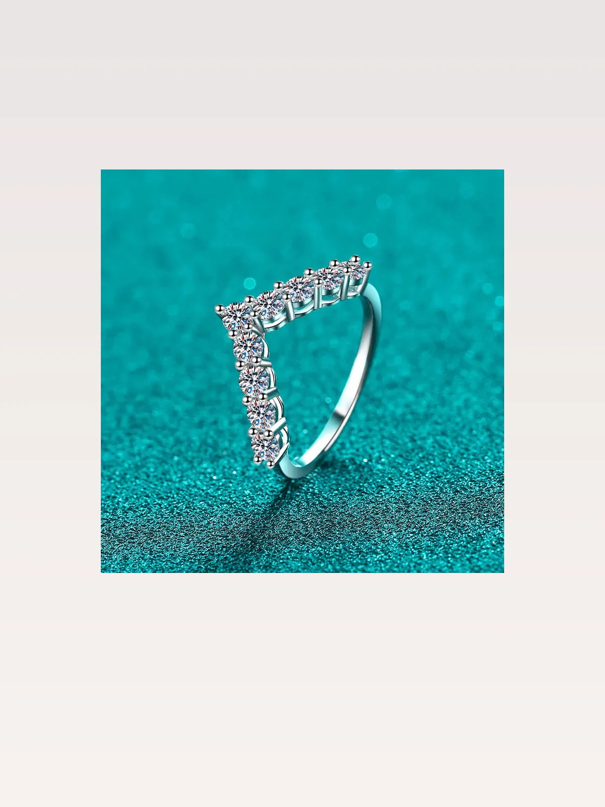 925 Sterling Silver Moissanite V-Shape Chevron Ring