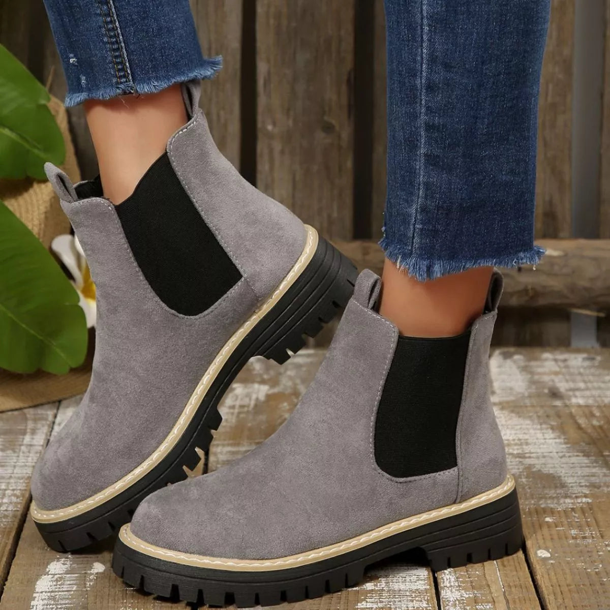Round Toe Block Heels Boots