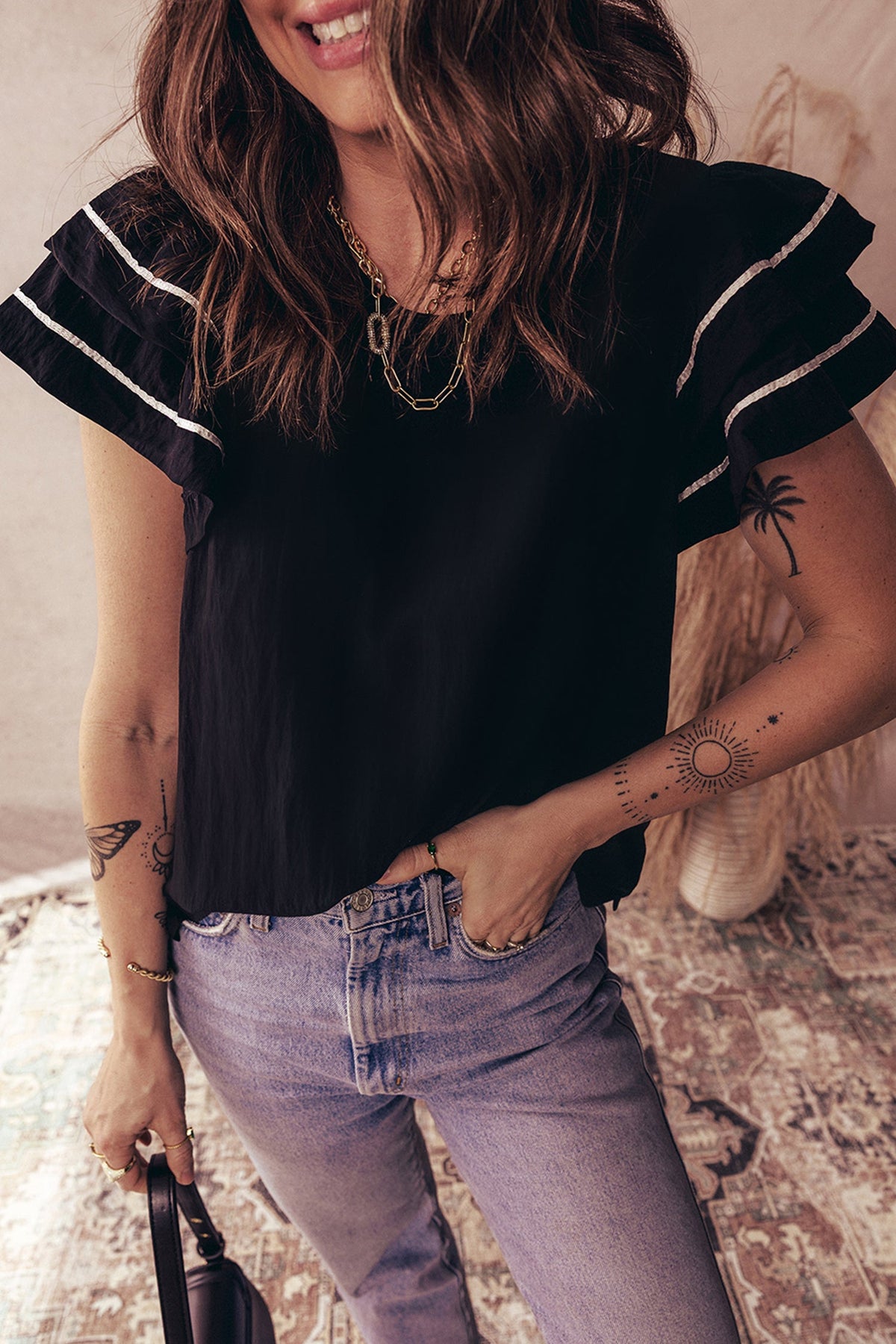 Contrast Trim Ruffle Short Sleeve Blouse