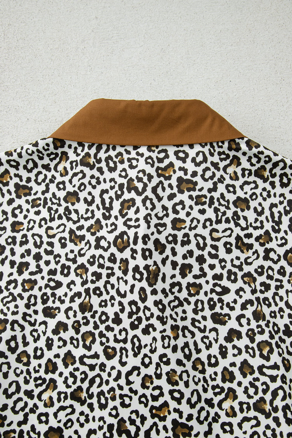 Plus Size Leopard Contrast Trim Puff Sleeve Blouse