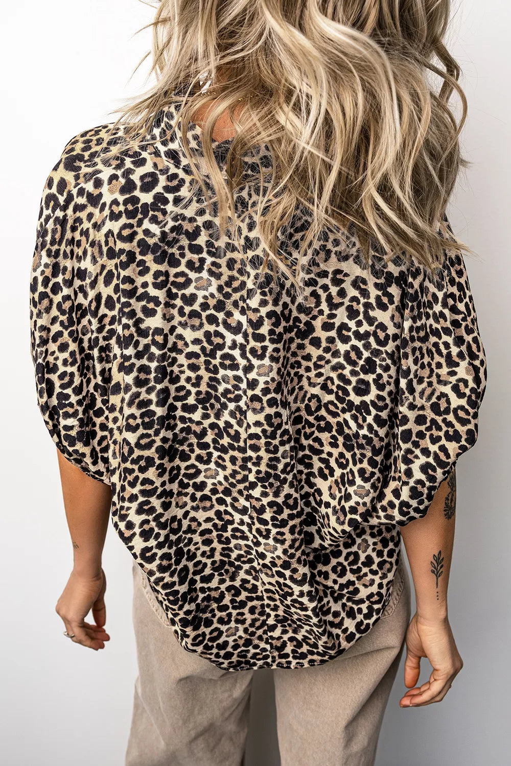 Leopard Contrast Trim V Neck Half Sleeve Western Dolman Blouse