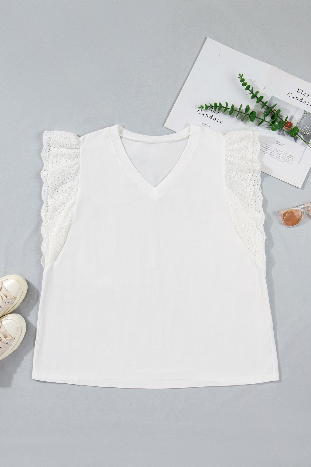 White Eyelet Crochet Splicing Short Sleeve Plus Size Tee