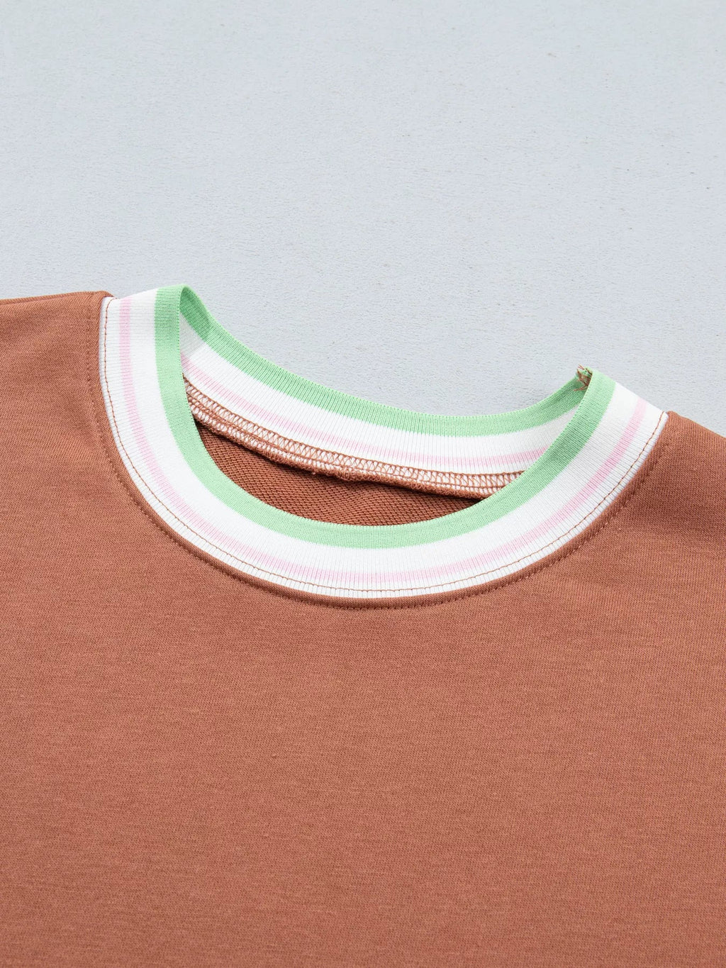 Contrast Striped Trim Baggy Pullover Sweatshirt