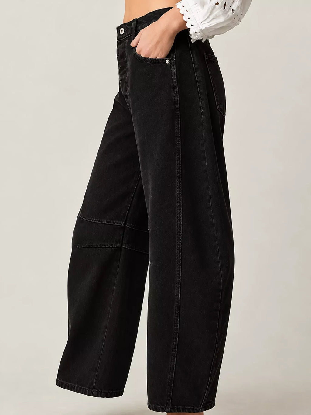 Barrel-Leg Jeans