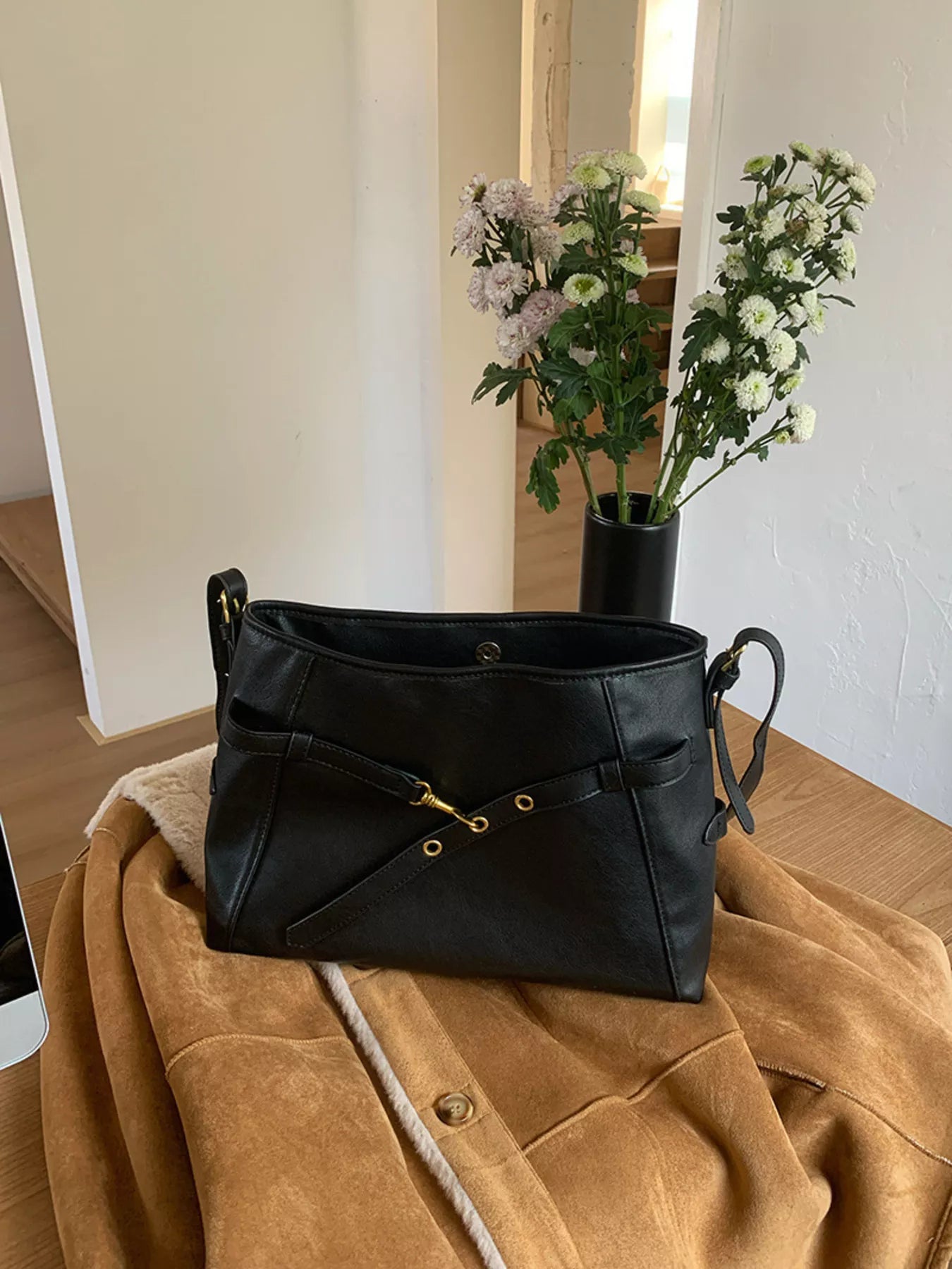 Buckle Decor Tote Bag