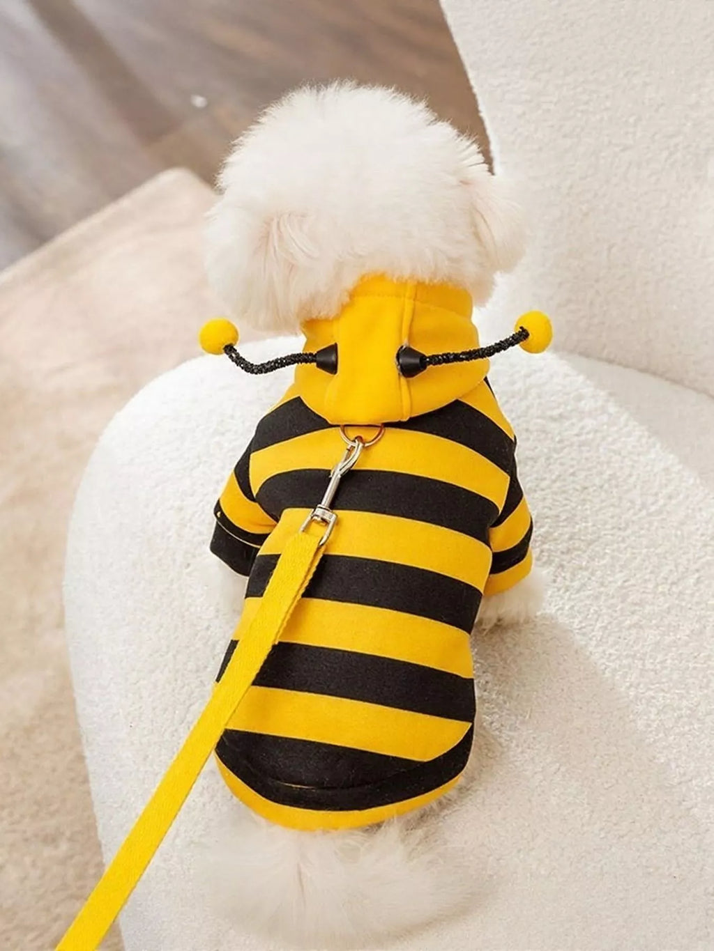 Soft Warm Pet Hoodie – Stretchy Polyester