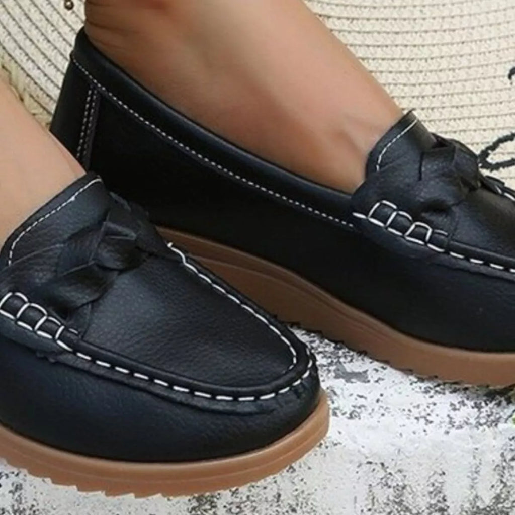 Round Toe Flats Slip-Ons