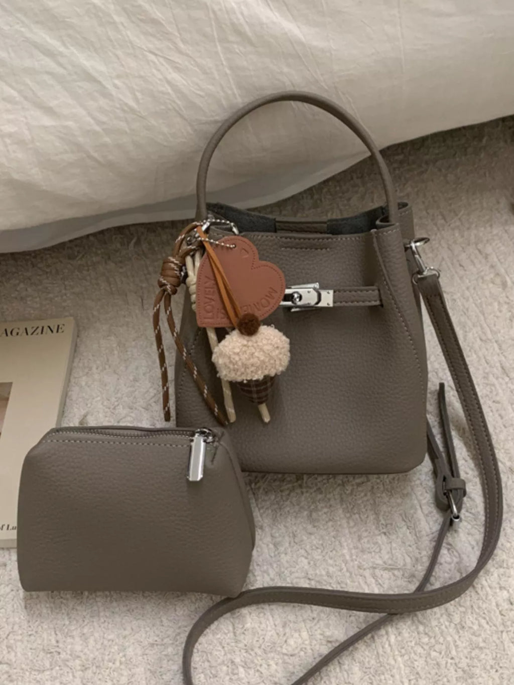 Lock Detail Crossbody Bag
