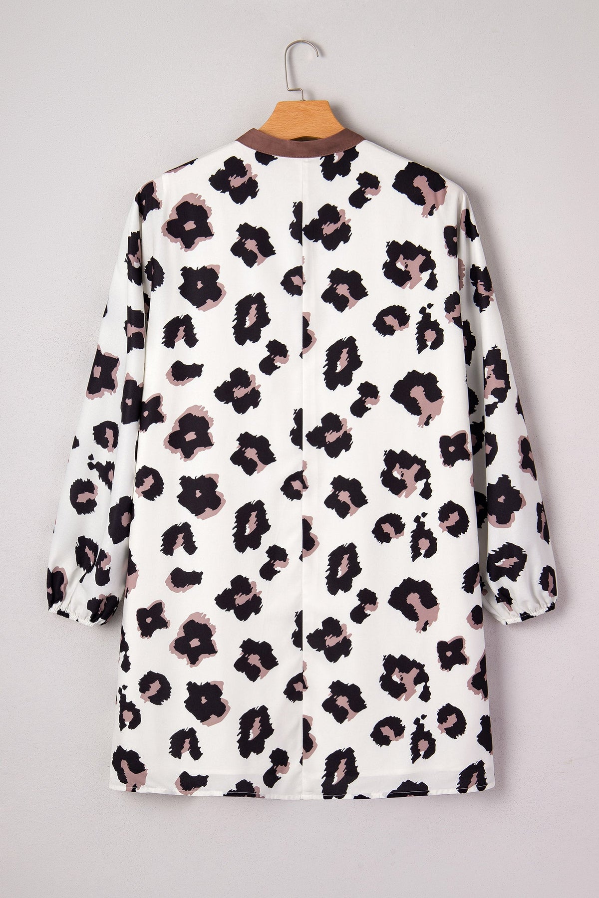 Plus Size Leopard Contrast V-Neck Mini Dress