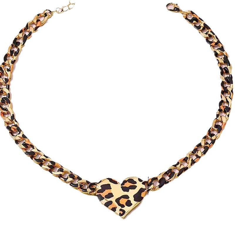 A Charming Ladies Chain Necklace Is Perfect For Bold Stylish Women