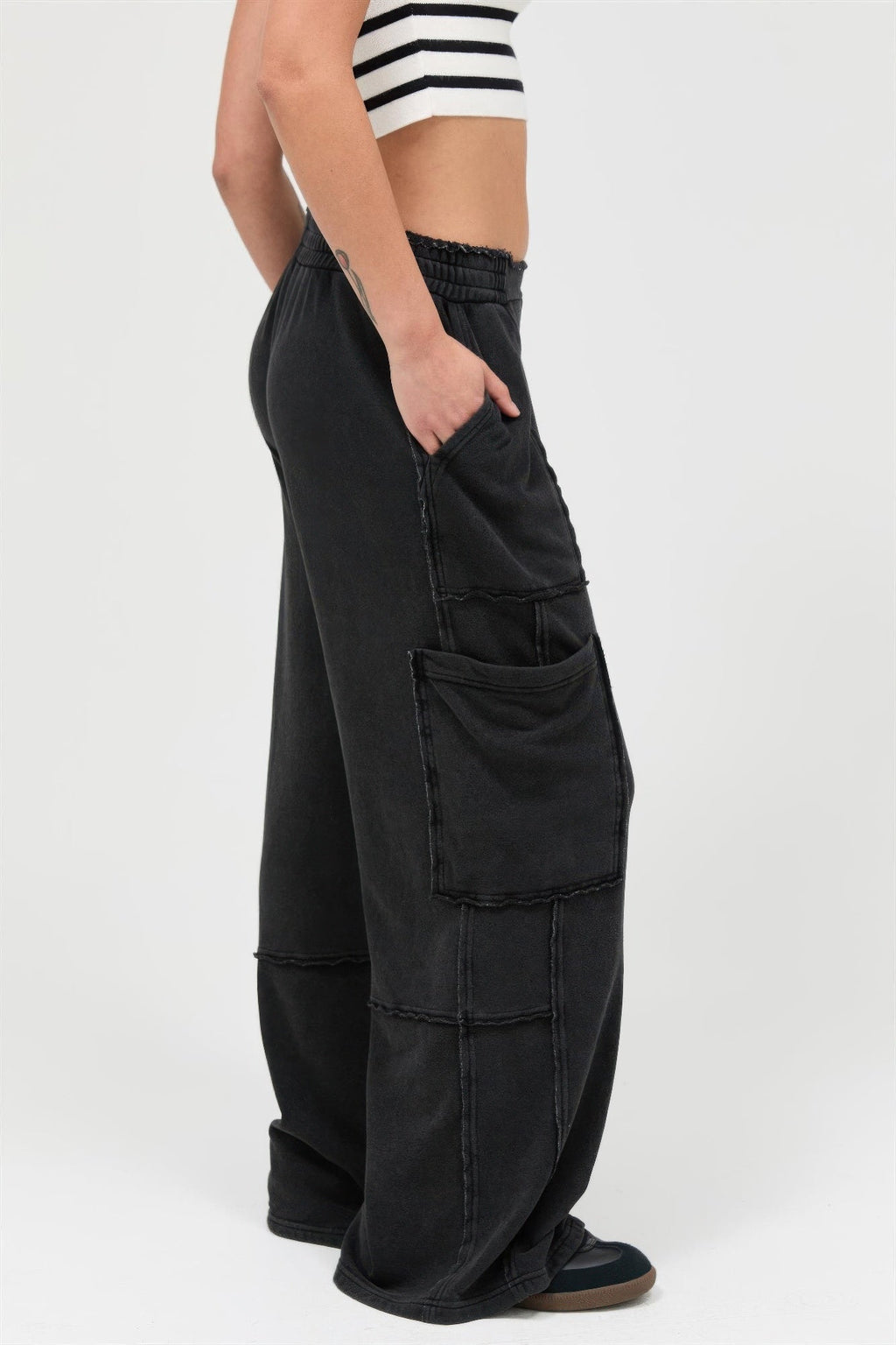 Mineral Wash Wide Leg Cargo Pants