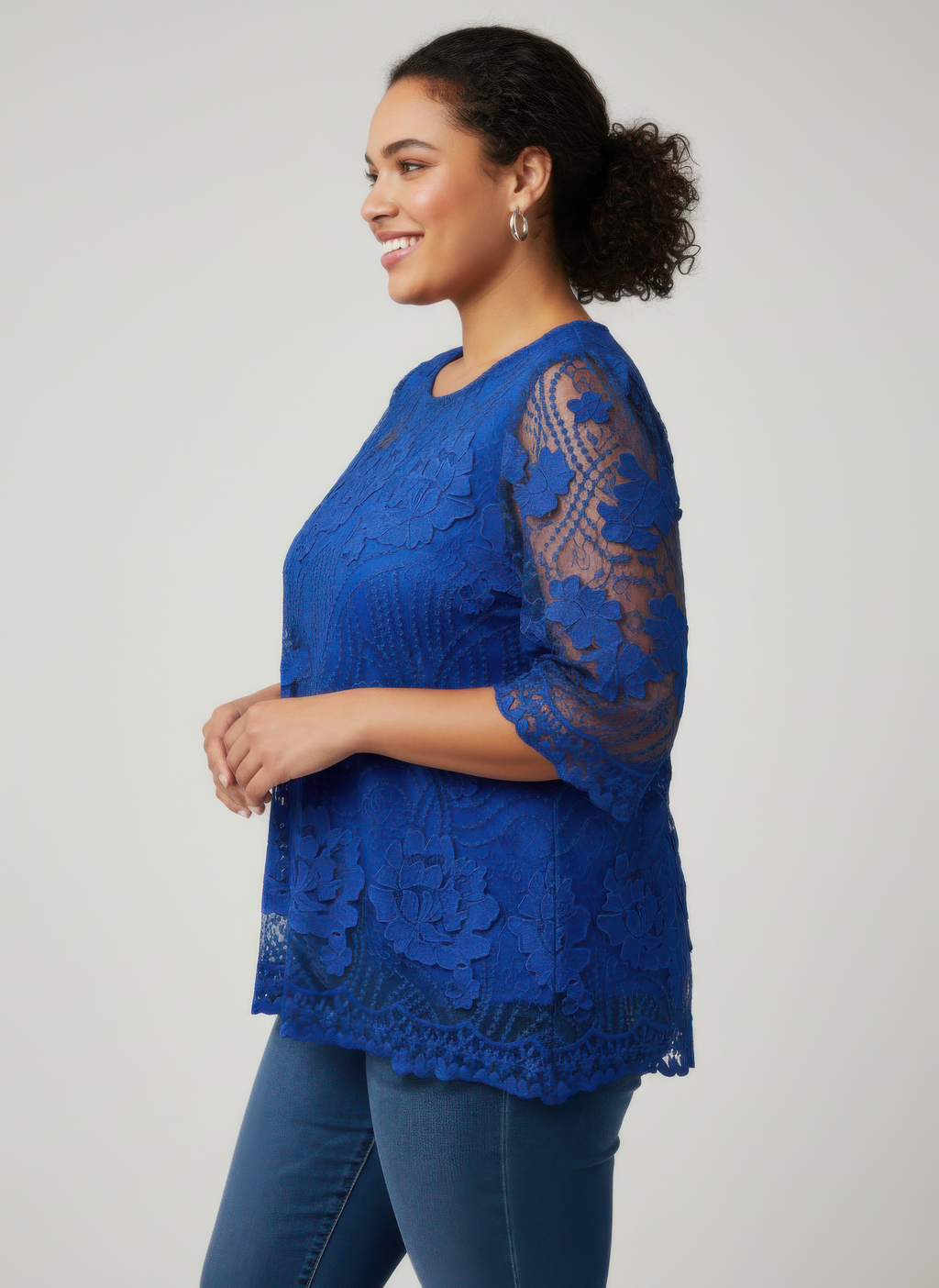 Elegant Floral Lace Sleeve Blouse