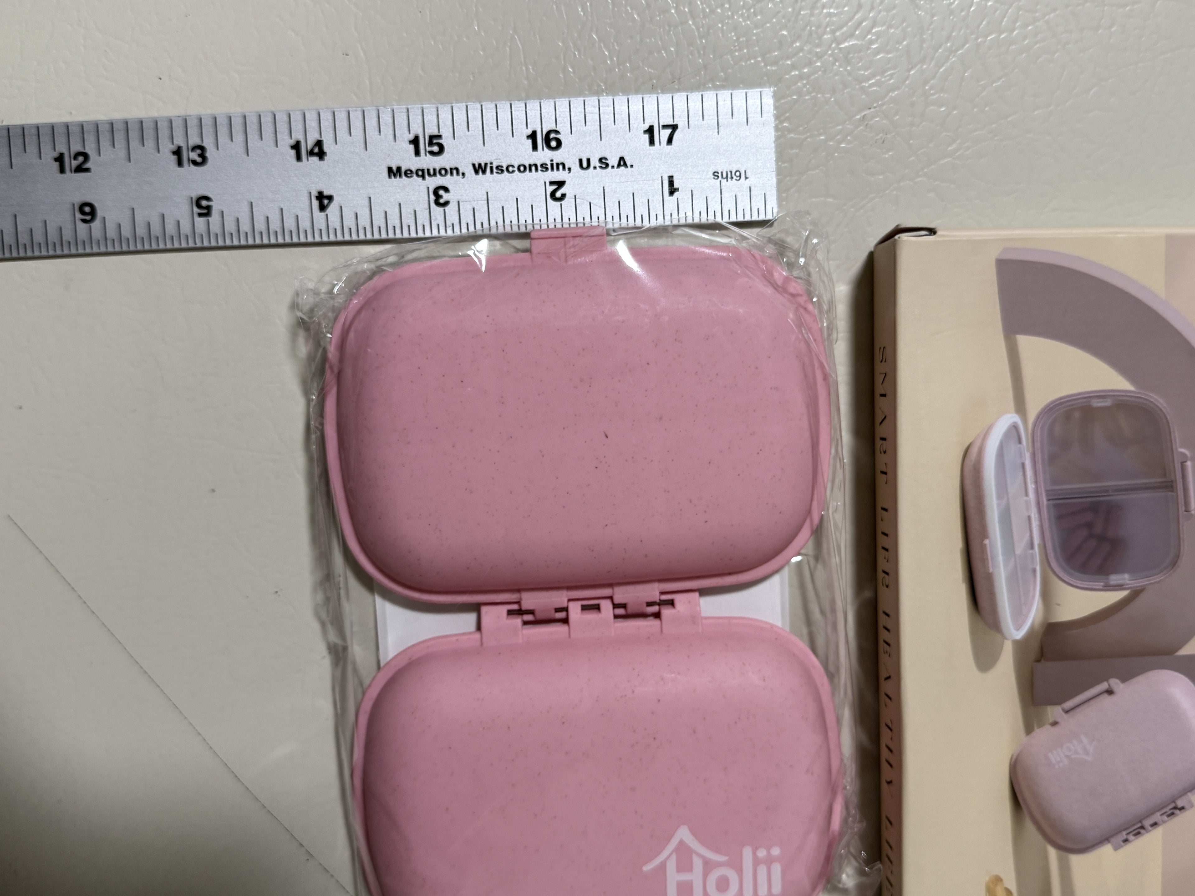 Daily Pill Organizer Pink 8 Compartment Travel Medicine Case Weekly