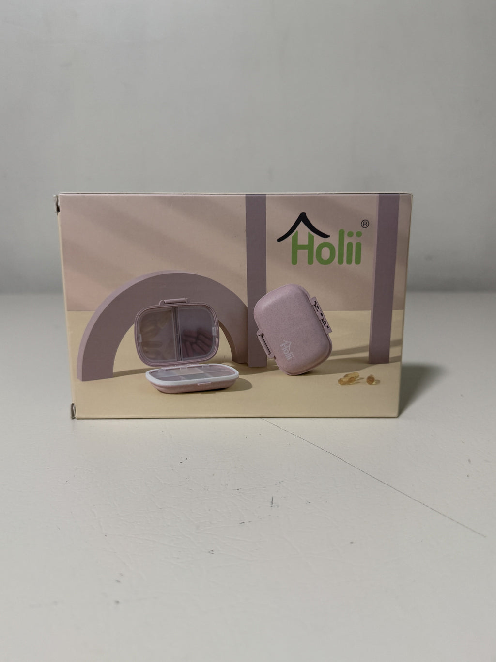 Daily Pill Organizer Pink 8 Compartment Travel Medicine Case Weekly