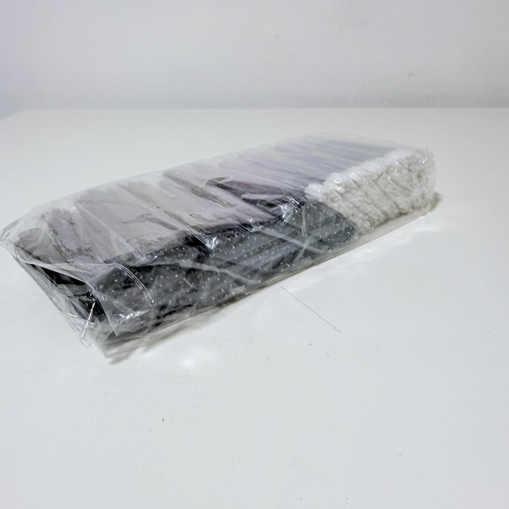 600 Piece Disposable Makeup Applicator Set Mascara Wands Lip Brushes Black