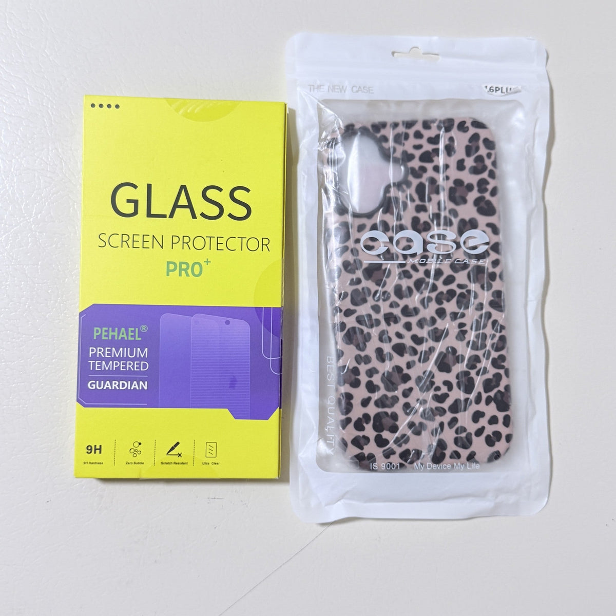 Cheetah Case Bundle for iPhone 16 Plus - Screen & Privacy Protectors