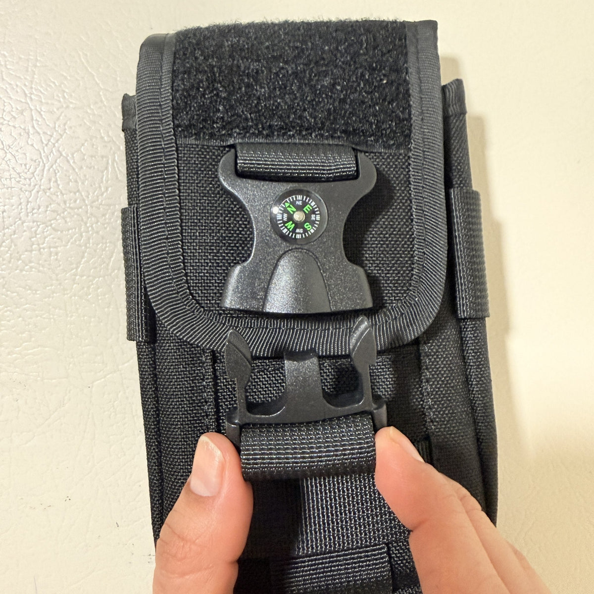 Tactical MOLLE Phone Pouch for 4.7 to 6.7 in Phones, Compass Buckle, Black, with Flag Patch and Keychain