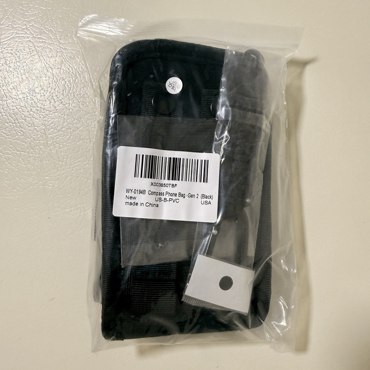 Tactical MOLLE Phone Pouch for 4.7 to 6.7 in Phones, Compass Buckle, Black, with Flag Patch and Keychain
