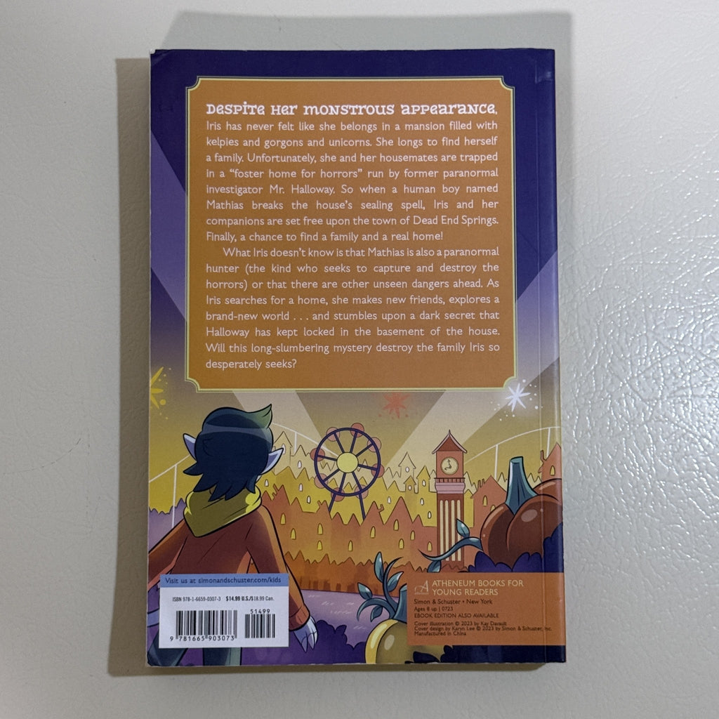 Used - Misfit Mansion by Kay Davault Graphic Novel Paperback