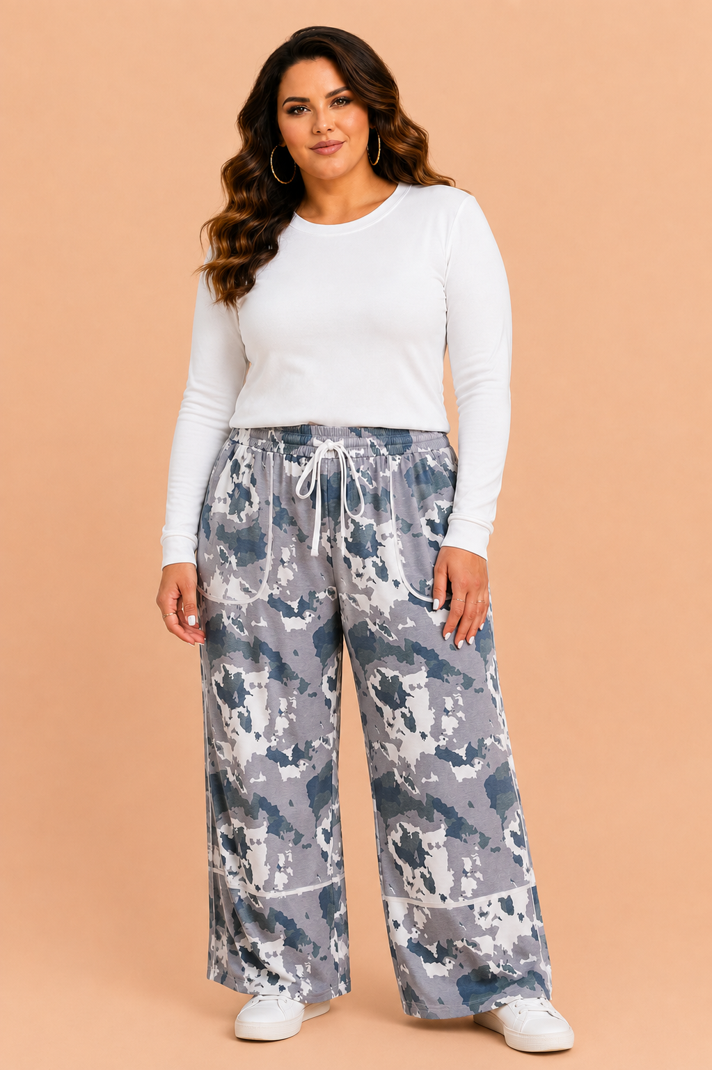 Plus Size Camo Drawstring Waist Patch Pocket Pants