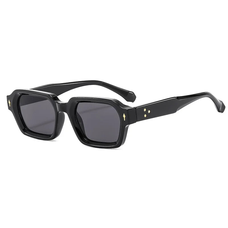 Retro Small Square Sunglasses Women Men Rivets Shades Fashion Eyewear Luxury Sun Glasses UV400 Brand Oculus Female Gafas