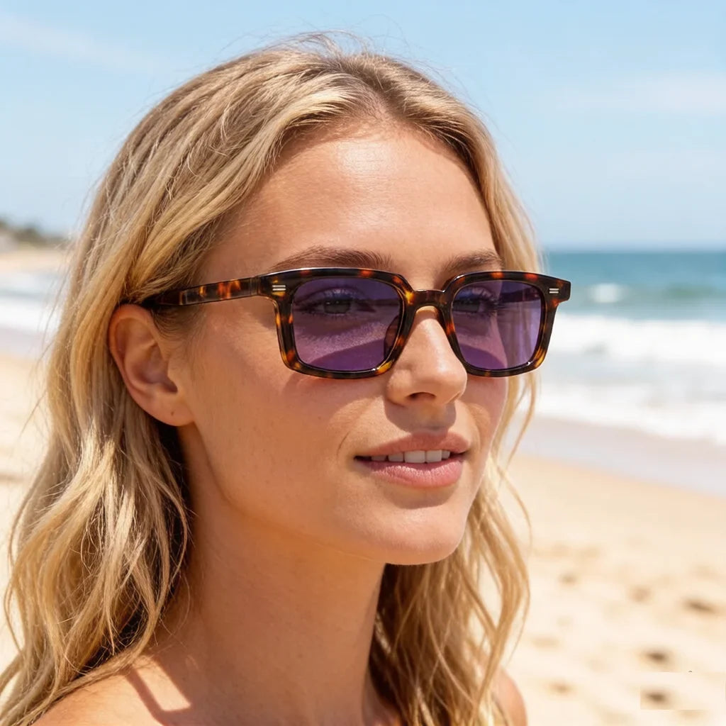 Retro Small Square Sunglasses Women Men Rivets GREEN Shades Fashion Eyewear Luxury Sun Glasses UV400 Brand Oculus Female Gafas