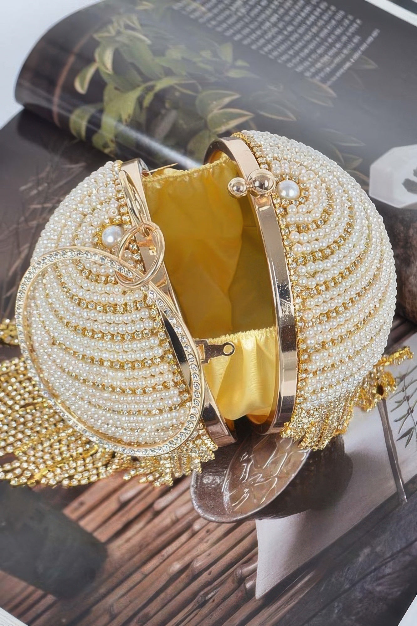 Round Rhinestone Fringe Bag W Faux Pearl