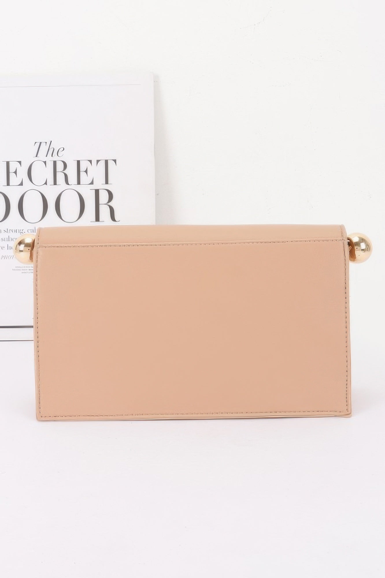 Roll-top Sphere Accent Chain Clutch