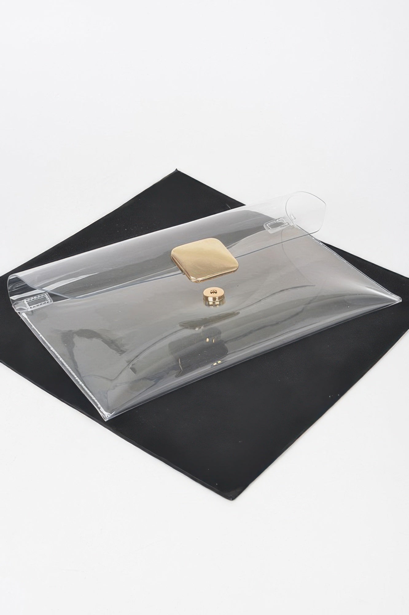 Transparent Flap Clutch