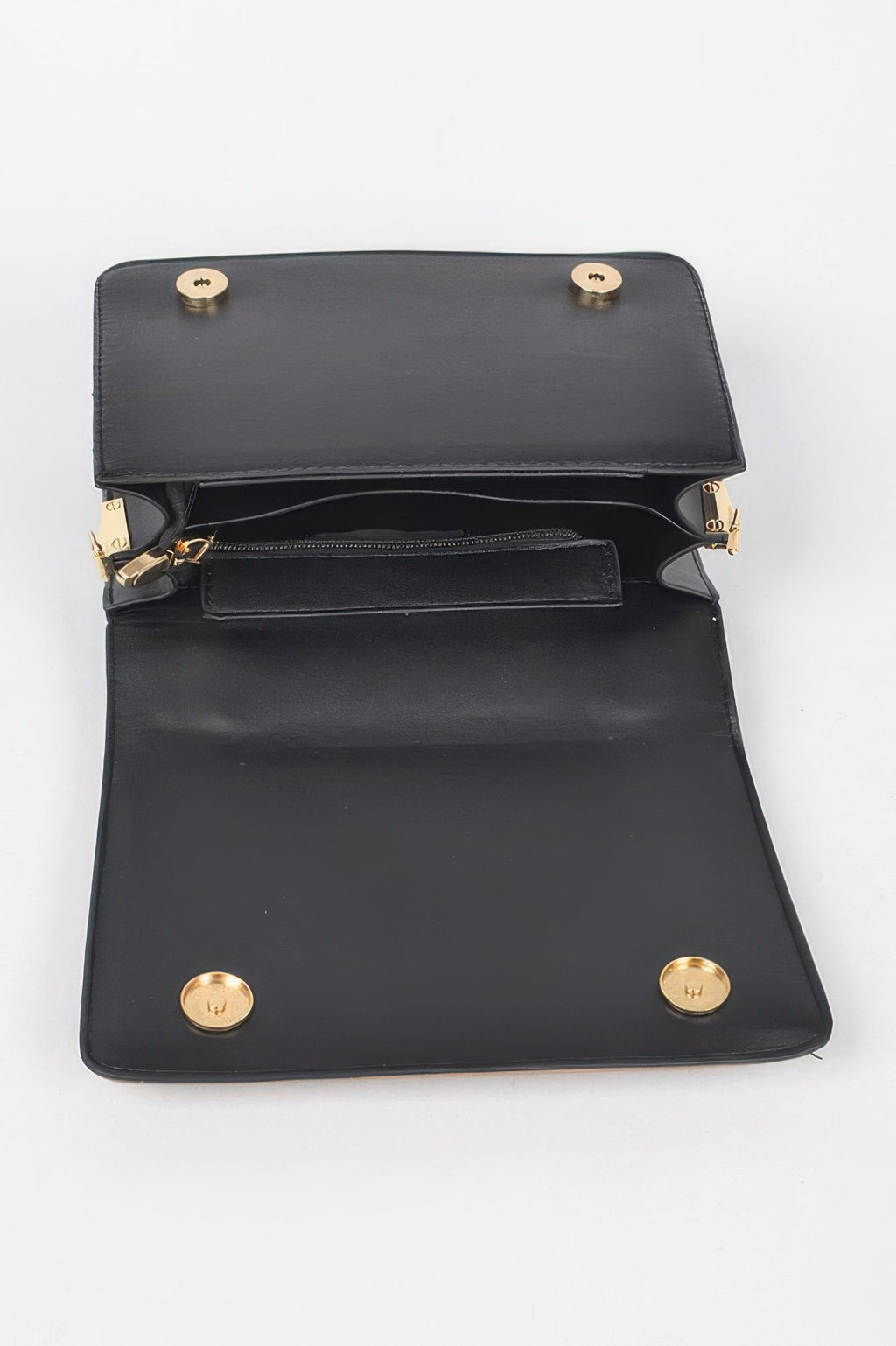 Pleated Faux Leather Color Chain Bag