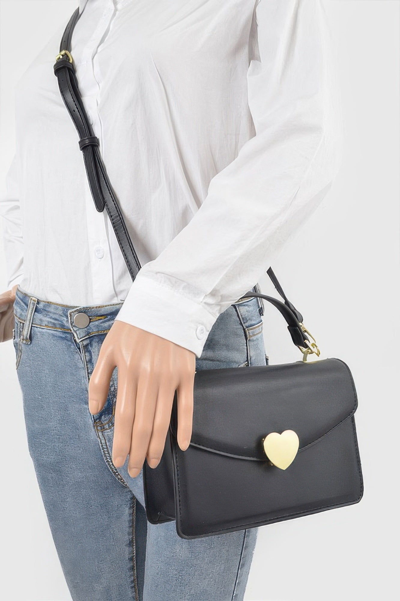 Heart Metal Top Handle Clutch